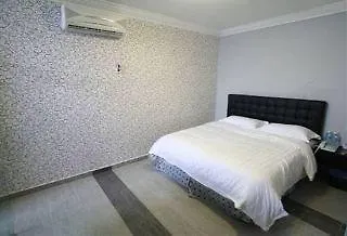 Euro+ Hotel Johor Bahru 2*,  Malaysia